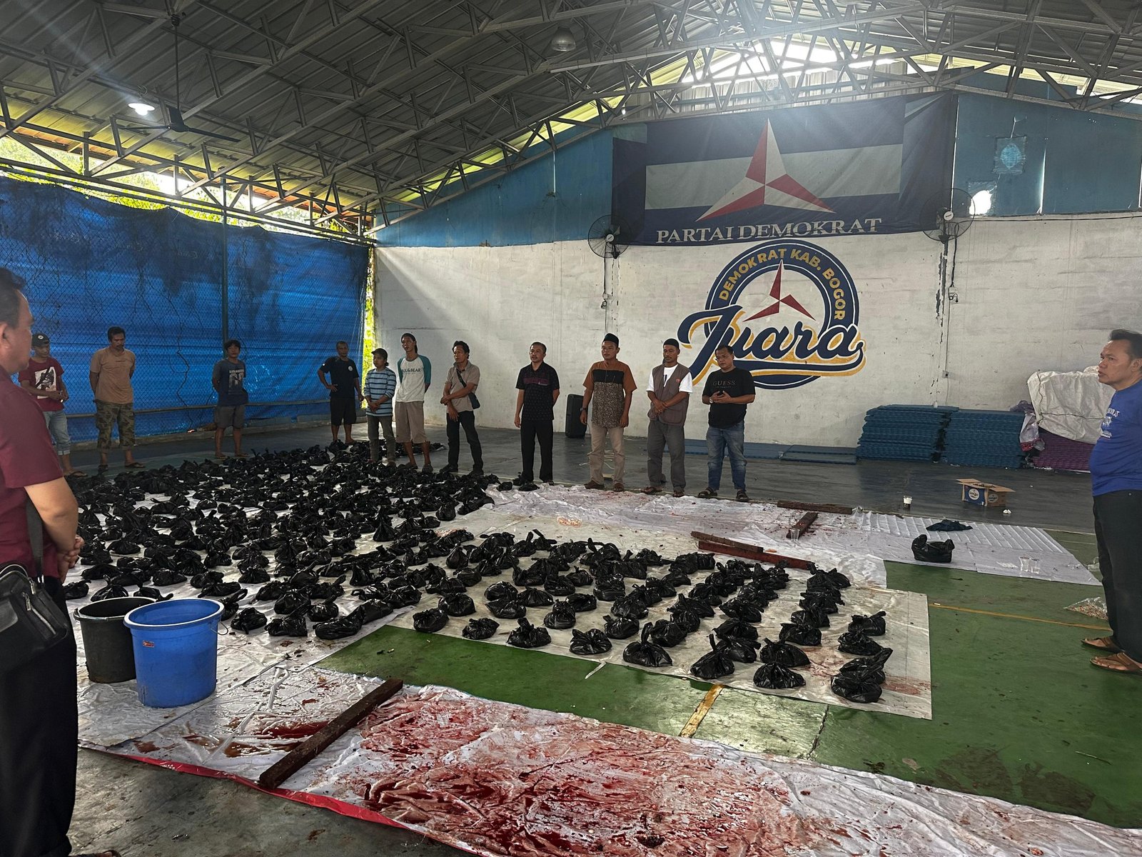 Partai Demokrat Kabupaten Bogor Sembelih 3 Ekor Sapi dan 5 Kambing
