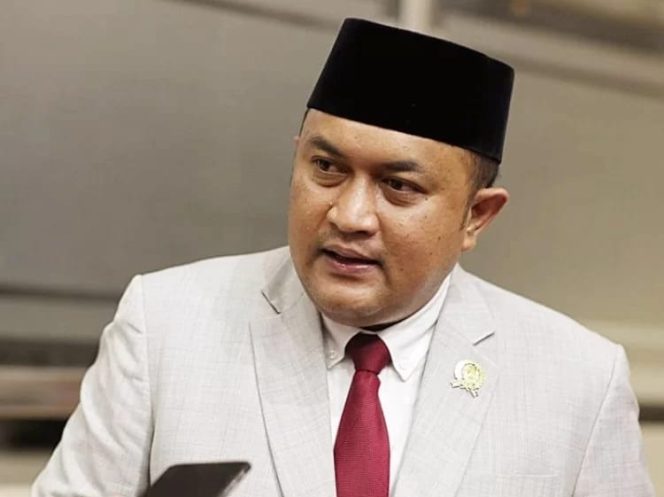 
					Rudy Susmanto Soroti Area Stadion Pakansari Minim Pencahayaan dan Minta di Aspal Hotmix