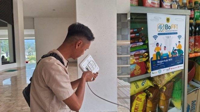 
					Diskominfo Sediakan Wifi Gratis BOFFI di Rest Area Gunung Mas Puncak, Pedagang Senang