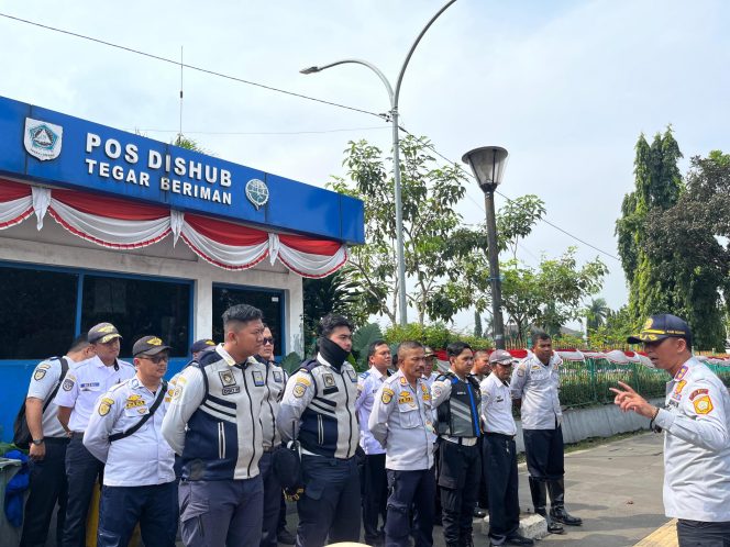
					Tingkatkan PAD, Dishub Kabupaten Lakukan Penataan Parkir Tepi Jalan Tegar Beriman
