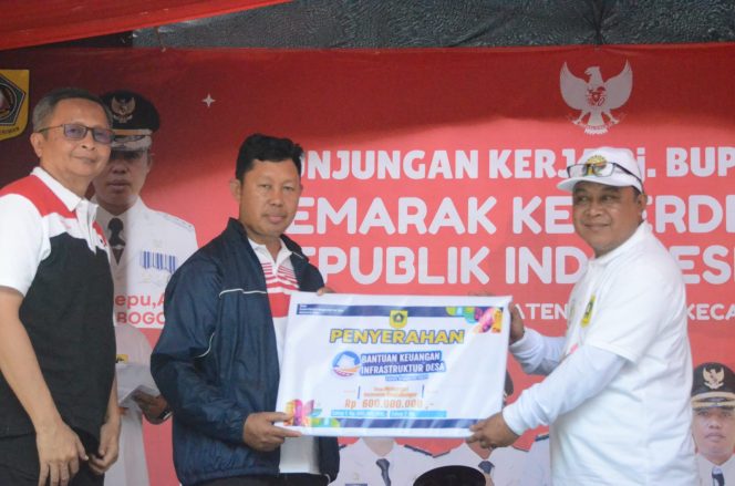 
					Pj Bupati Bogor Asmawa Tosepu Kunker ke Rancabungur, Catat 12 Usulan jadi Atensi
