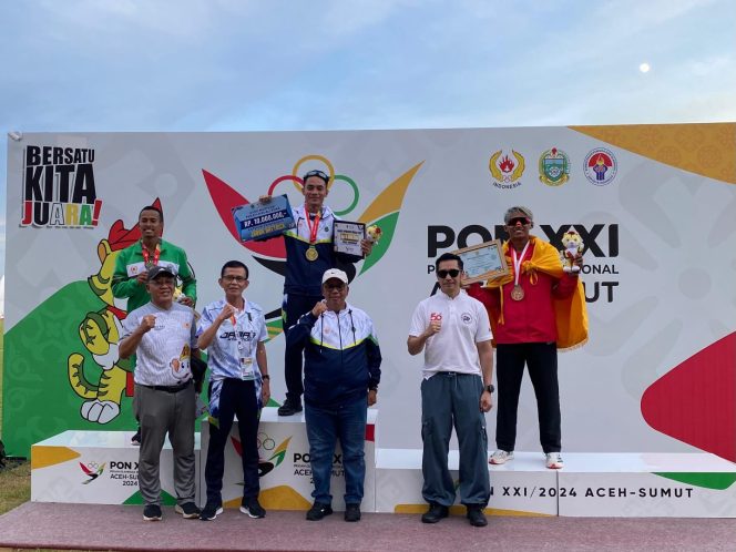 
					Luar Biasa! Pelari Kabupaten Bogor Halomoan Edwin Binsar Sabet Emas dan Pecahkan Rekor PON