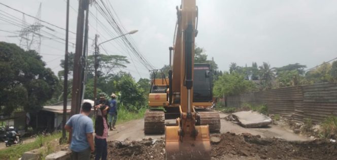 
					Pembangunan Jembatan Kongsi di Kecamatan Ciseeng mulai digeber. ist
