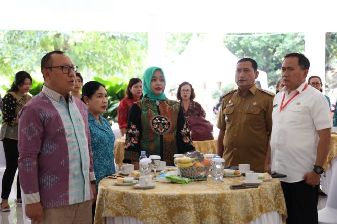 
					Tingkatkan Kualitas Posyandu dan UMKM, TP-PKK Karangasem Bali Belajar dari TP-PKK Kabupaten Bogor