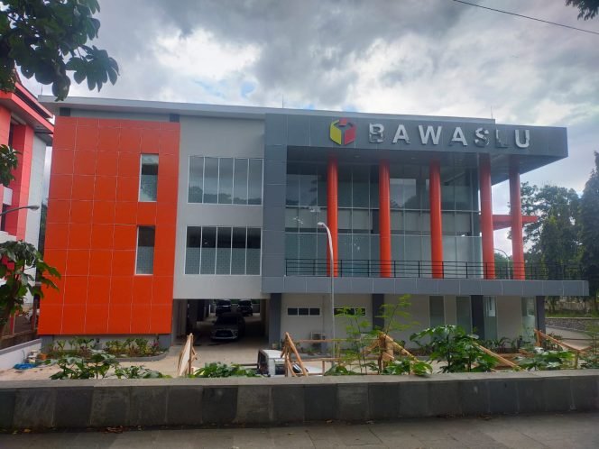 
					Tinggal Hitungan Hari Menuju Pilkada 2024, Bawaslu Kabupaten Bogor Mulai Awasi 9 TPS Khusus