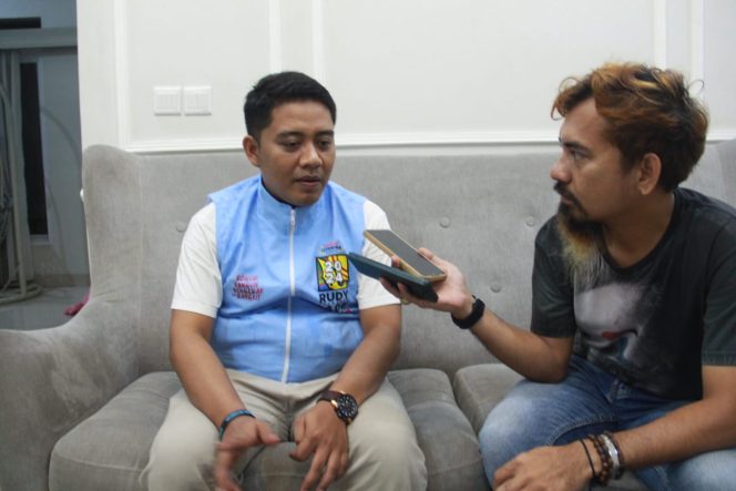 
					Tokoh Ini Ungkap Alasan Warga Kecamatan Babakan Madang Selalu Membludak saat Cabup Bogor Rudy Susmanto Sosialisasi