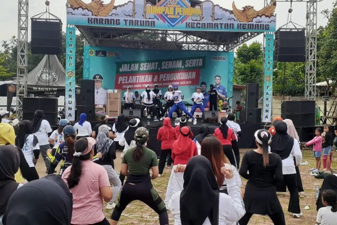 
					Sambil Pelantikan Pengurus Baru, Katar Kecamatan Kemang Gelar Jalan Sehat dan Senam Massal