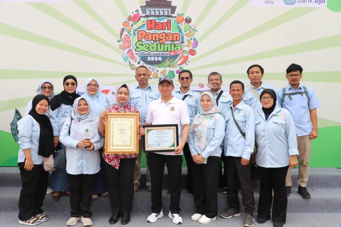
					DKP Kabupaten Bogor Raih Penghargaan Tingkat Jabar 2024 di Hari Peringatan Pangan Sedunia