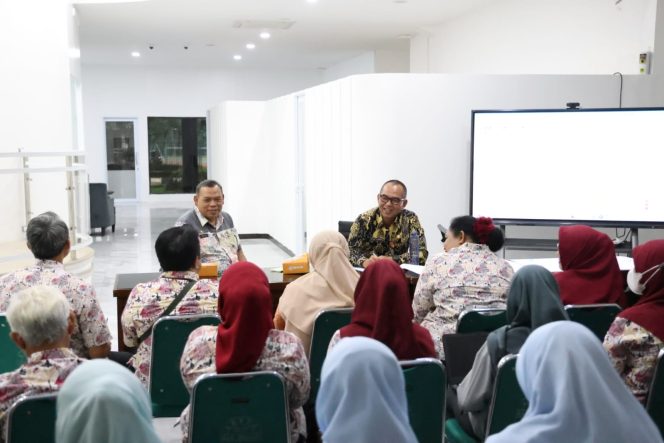 
					Sekda Ajat: BESTIE akan Jadi Satu-satunya Rumah Bagi Data Stunting di Kabupaten Bogor