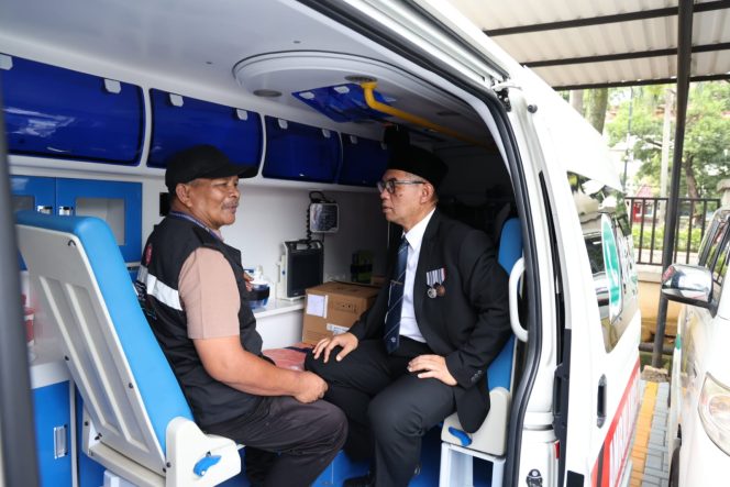
					Sekda Kabupaten Bogor Pimpin Apel Kesiagaan, Pastikan Tim Kesehatan Sehat Hadapi Pilkada 2024