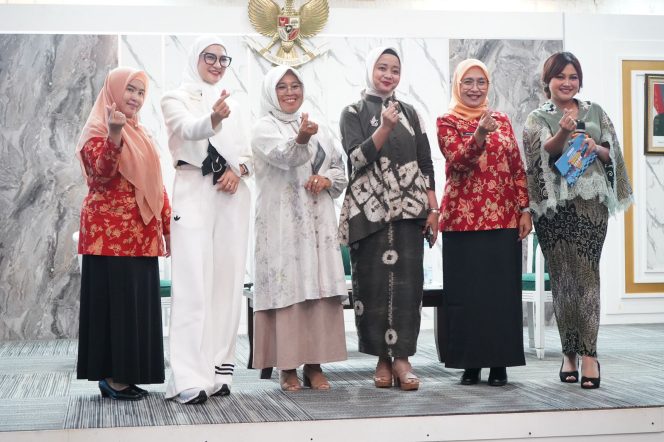 
					Momen HDI 2024, Dinsos Kabupaten Bogor Gelar Seminar Peranan Keluarga dalam Mengembangkan Anak Istimewa