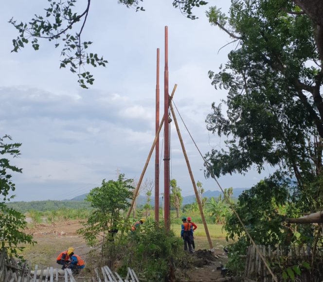 
					Pasca Banjir Tanah Longsor di Jabar, 75 Persen Pelanggan PLN Berhasil Dipulihkan