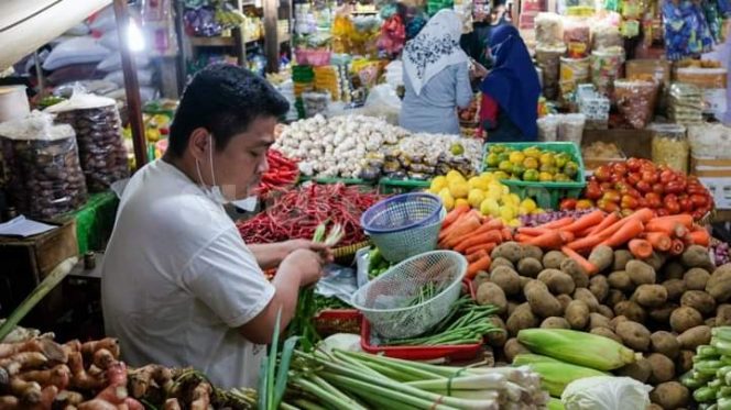 
					Harga Sembako di Pasar Ciampea Merangkak Naik Jelang Nataru