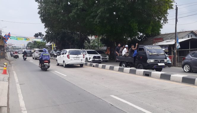 
					Libur Natal, Jalan Raya Kemang-Parung Arah Bogor Terpantau Padat