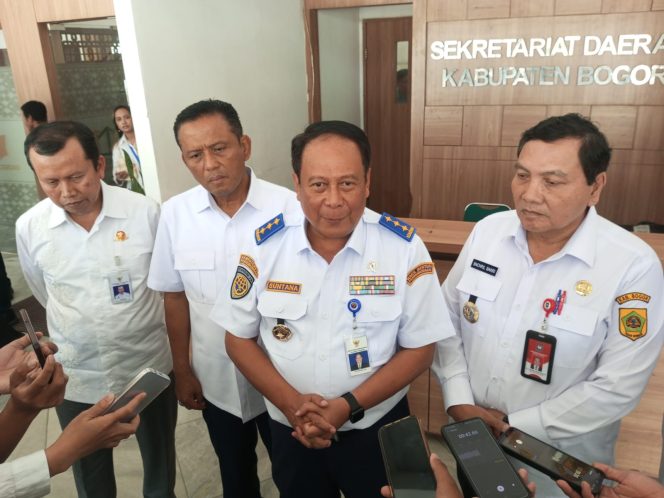 
					Ongkosnya Cuma Rp 4 Ribu, Kemenhub Bakal Luncurkan Bus Rute Cibinong-Puncak