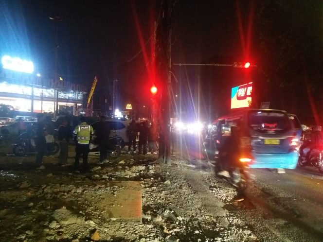 
					6 Kendaraan Terlibat Tabrakan Beruntun di Simpang Pemda Cibinong
