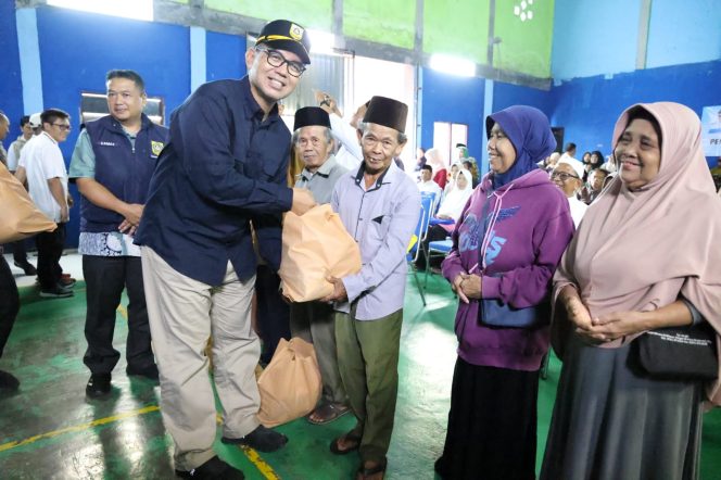 
					Pemkab Bogor Berikan Bansos Kepada Warga Kategori Kemiskinan Ekstrem di Desa Pancawati