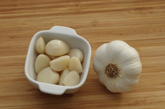 
					Inilah 5 Manfaat Minum Air Rebusan Bawang Putih Bagi Kesehatan Tubuh
