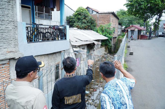 
					Cek Lokasi Banjir di Tegallega, Pj Sekda Kota Bogor: Dianggarkan di Perubahan