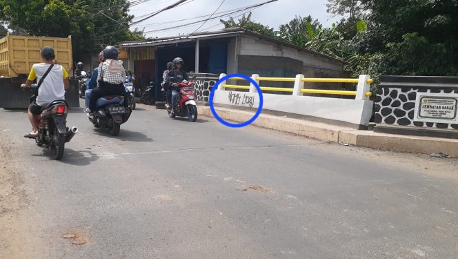 
					Baru Juga Selesai Dibangun, Jembatan Sasak Ciseeng jadi Sasaran Vandalisme