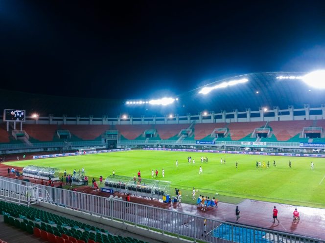 
					Dewa United Bungkam Arema FC 2-0 dalam Lanjutan BRI Liga 1 Pekan Ke-18