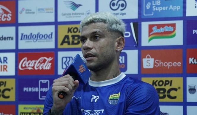 
					Ciro Alves Optimis Persib Raih Hasil Maksimal Saat Lawan Dewa United