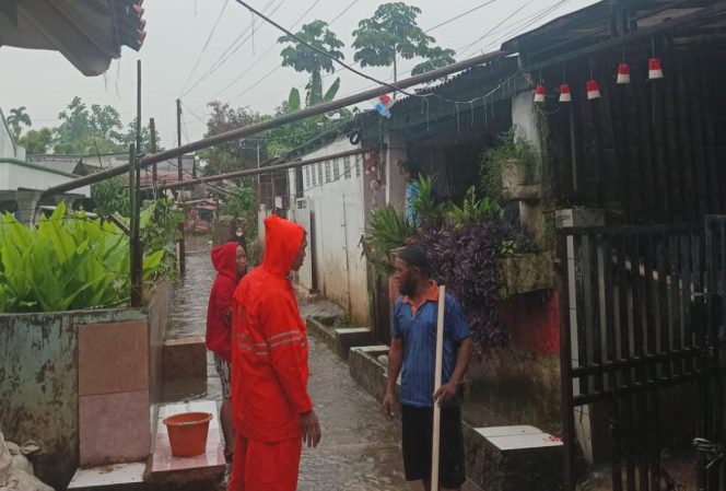 
					Hujan Deras, 30 Rumah di Bojonggede Terendam Banjir
