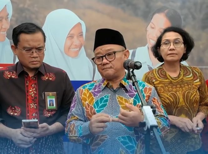 
					Pemerintah Resmi Ubah PPDB Jadi SPMB, Tak Ada Lagi Jalur Zonasi