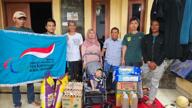
					Berikan Bantuan, Jajaran NPCI Kabupaten Bogor Sambangi Rumah Penyandang Disabilitas di Leuwinutug