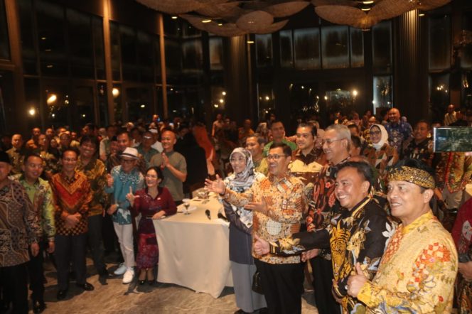 
					Pj Bupati Bogor Ikut Meriahkan Galadiner, Dukung Pembangunan Jabar Menuju Indonesia Emas 2025