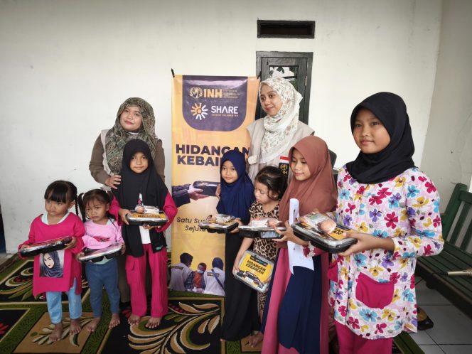
					Sangat Membantu, Warga Kecamatan Babakan Madang Minta Progam Kita Peduli Stunting Besutan INH Bisa Rutin Dilaksanakan