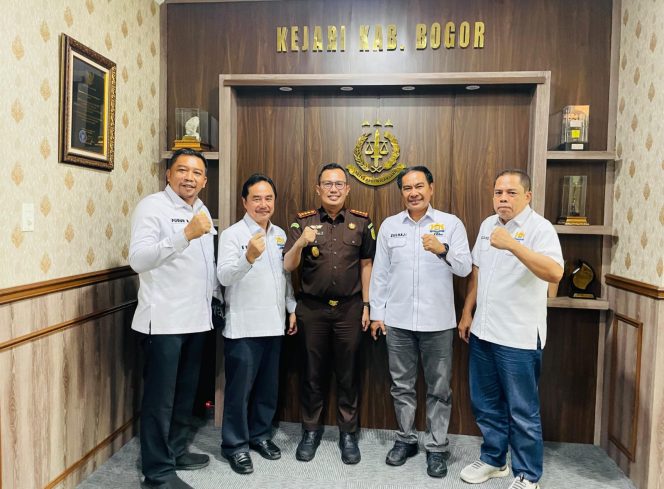
					Kadin Kabupaten Bogor Silaturahmi dengan Kajari, Sulhajji Jompa: Kadin Tetap Solid