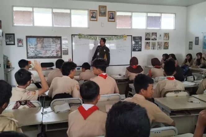 
					Gedung SMPN 3 Kemang Bakal Dibangun Tahun 2025, Orang Tua Siswa Ngaku Senang