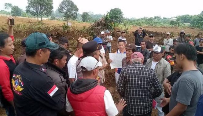 
					Demo Berakhir Ricuh, Warga Dua Rw di Desa Sukaluyu Tuntut Kompensasi Lahan ke PT PMC
