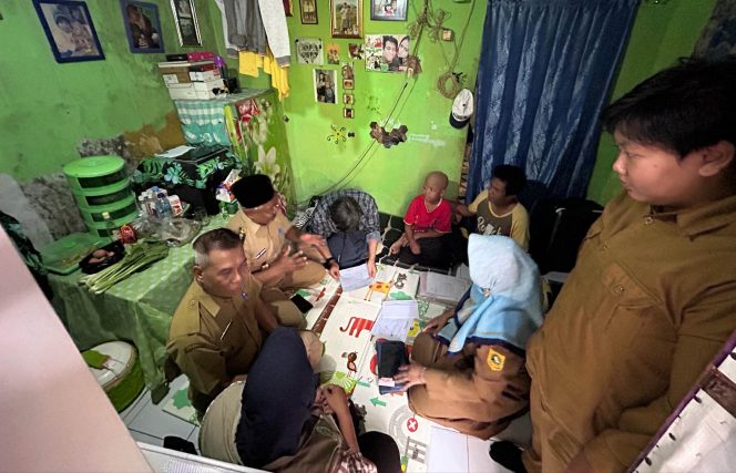 
					Bupati Bogor Rudy Susmanto Fasilitasi Penanganan Medis untuk Hasbi Penderita Kanker Darah