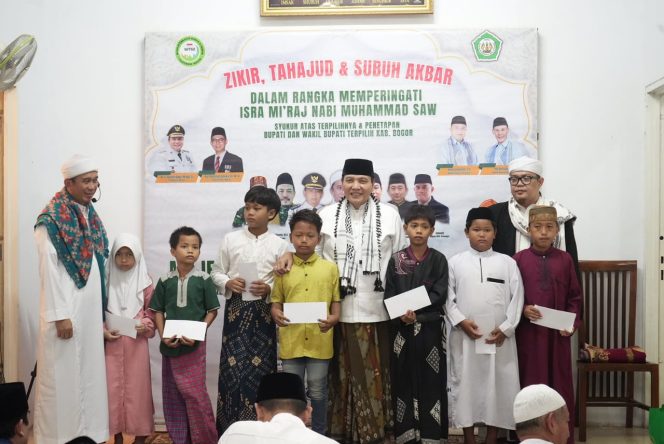 
					Peringati Isra Mi’raj, Pj Bupati Bogor Ajak Warga Maknai dengan Solat Tahajud dan Subuh Keliling