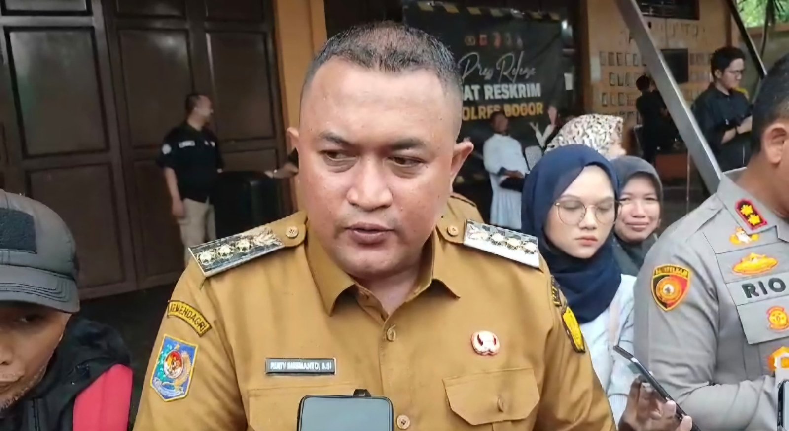Bupati Rudy Susmanto akan Evaluasi Izin Restoran Asep Stroberi Puncak Bogor