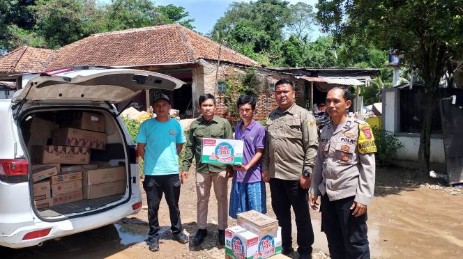 
					Peduli, Bhakti Bela Negara Salurkan Bantuan untuk Korban Banjir Bandang di Leuwinutug