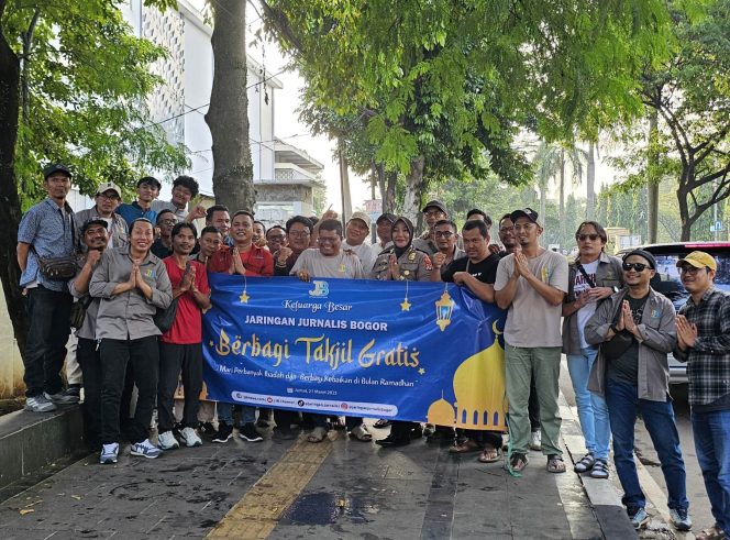 
					Jadi Agenda Rutin, JJB Bagikan Ratusan Paket Takjil dan Santunan Anak Yatim