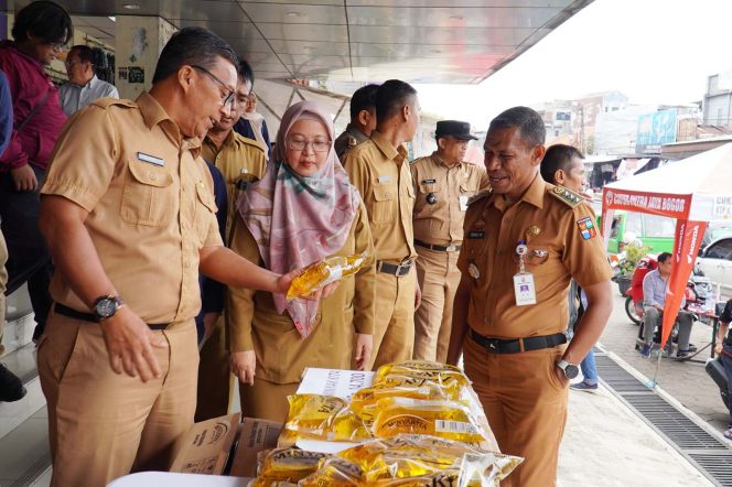 
					Pastikan Ketersediaan Minyak Goreng, Pemkot Bogor Gelar Operasi Pasar Minyakita