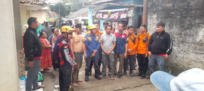 
					Usai Loncat dari Jembatan Cikereteg, Pria yang Alami Gangguan Jiwa ini Ditemukan Selamat