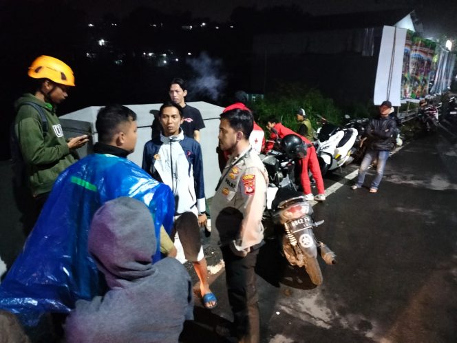 
					Pria di Ciawi Loncat dari Jembatan Cikereteg, Polisi: Diduga Alami Gangguan Jiwa