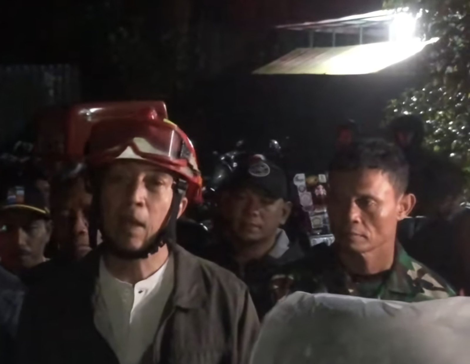 Pabrik Garmen di Bojongkerta Terbakar, Dedie Rachim Turun Langsung ke Lokasi