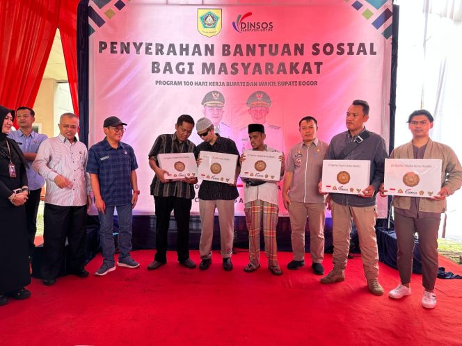 
					Salurkan Ratusan Kursi Roda dan Gerobak Usaha, Pemkab Bogor Komitmen Tingkatkan Kesejahteraan Masyarakat