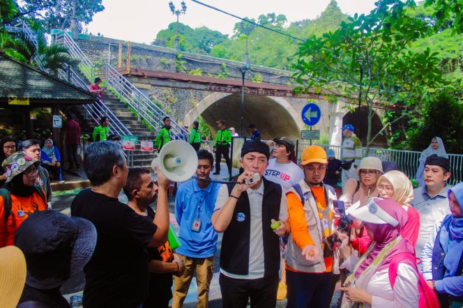 
					Pedagang di Kawasan Sempur Diminta Peduli dan Ikut Jaga Kebersihan Kota