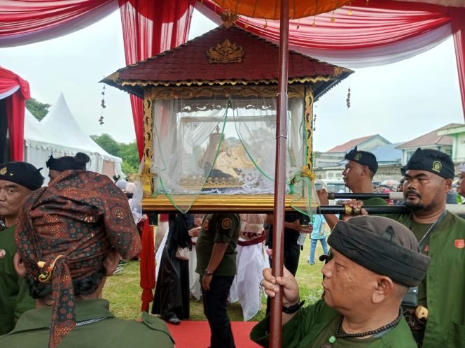 
					Kirab Panji dan Mahkota Binokasih di Kabupaten Bogor: Bukti Kebangkitan Kearifan Lokal