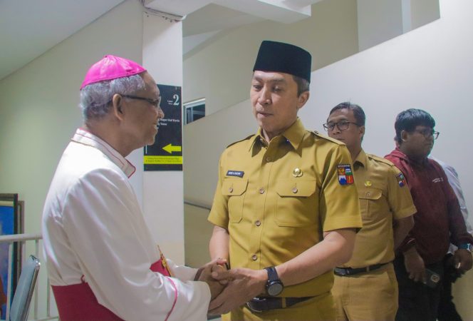 
					Dedie Rachim Sampaikan Belasungkawa Atas Wafatnya Paus Fransiskus