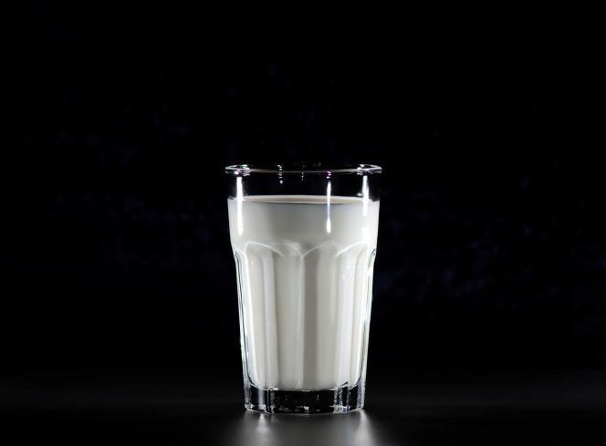 
					Pakar IPB Ungkap Manfaat Minum Susu untuk Kesehatan Rambut