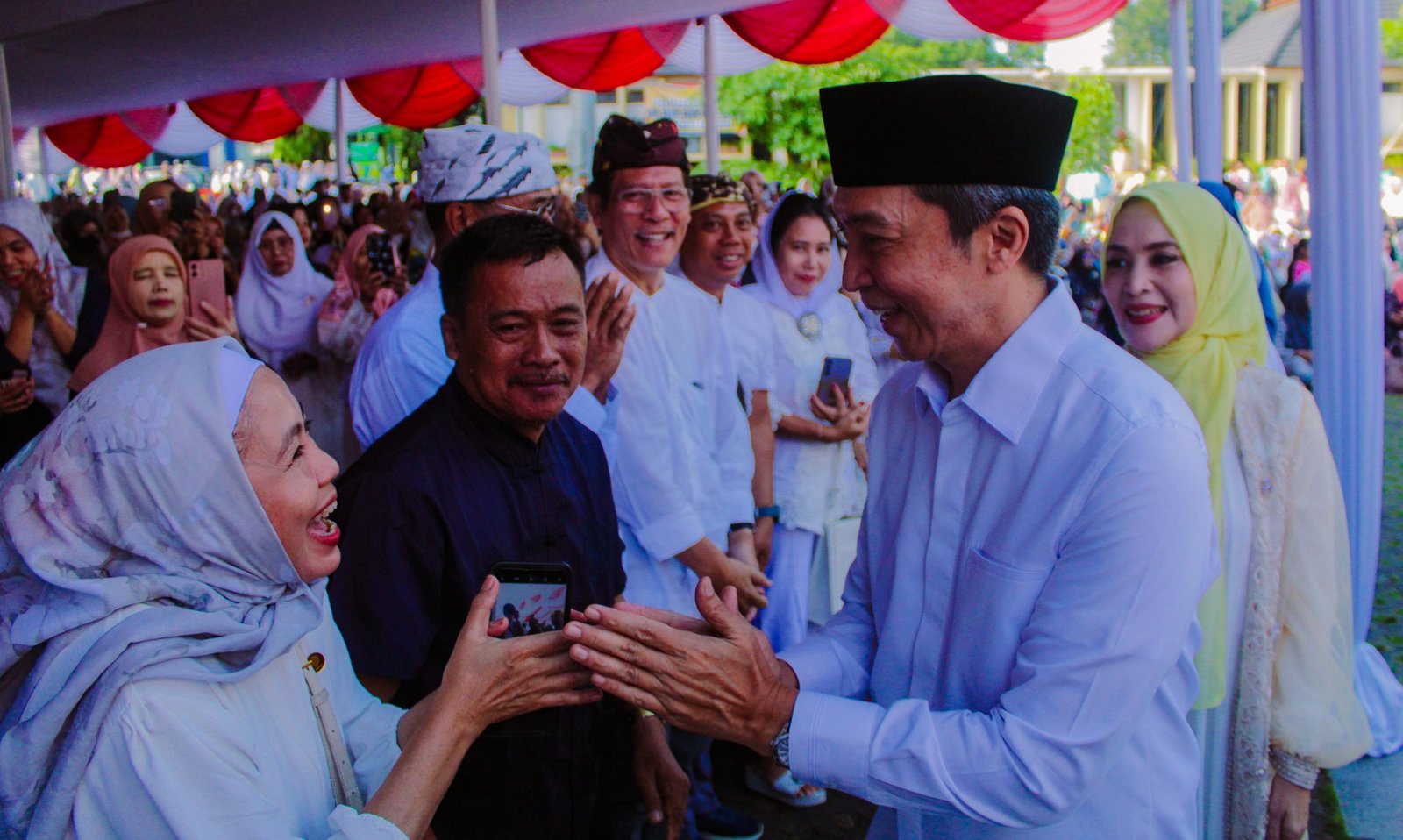 Pemkot Gelar Halal Bihalal Penuh Kehangatan Bersama Masyarakat di Alun-alun Kota Bogor