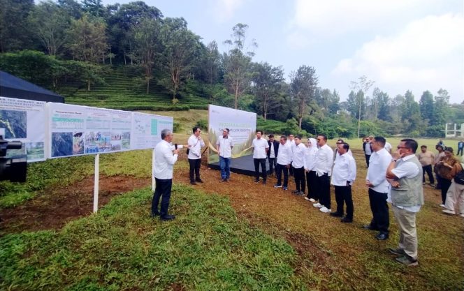 
					Cegah Banjir dan Longsor, PTPN I Regional 2 dan BAKN DPR RI Tanam 1 Juta Pohon di Gunung Mas